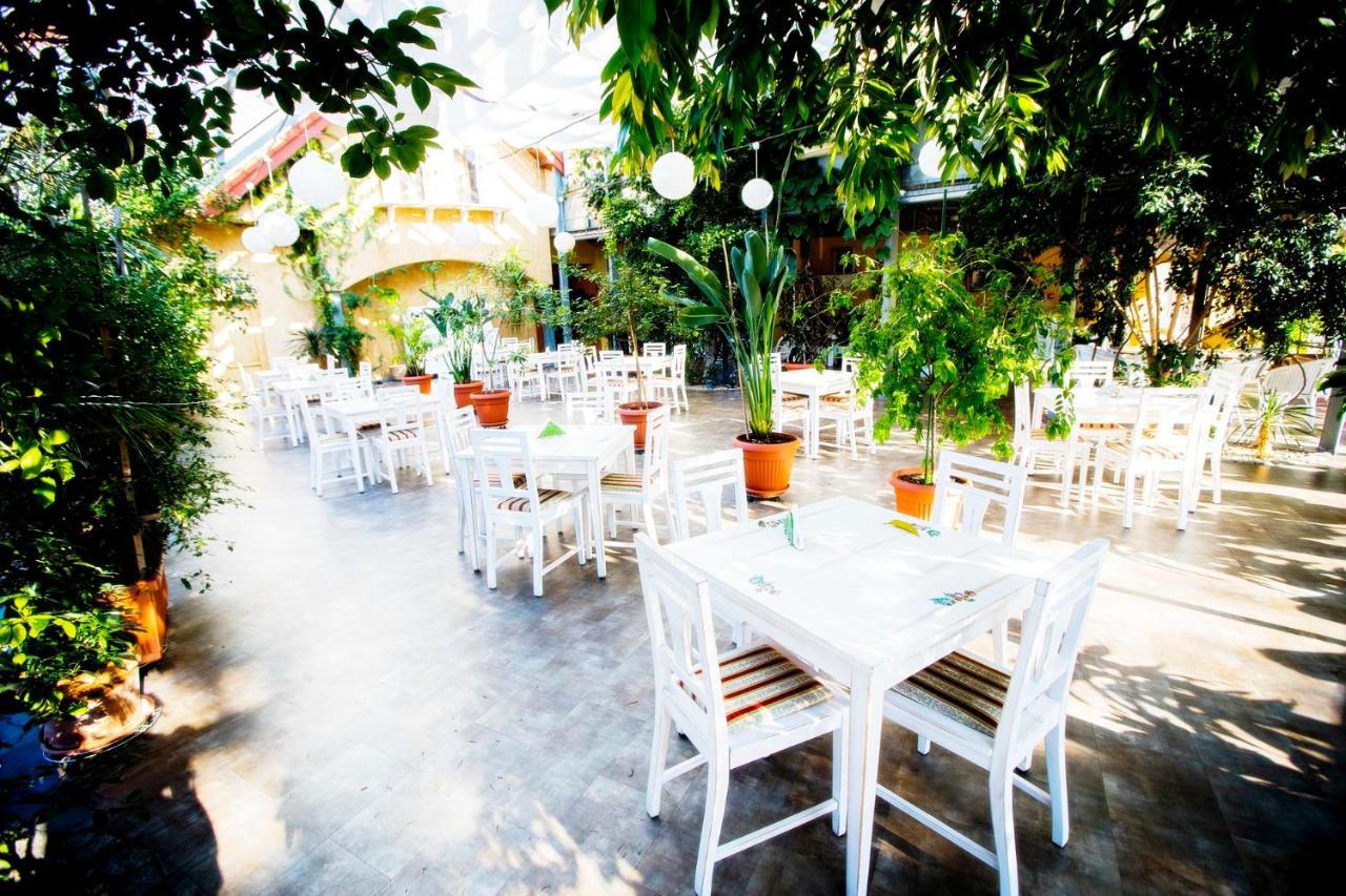 Hotel Luka Radom Exterior foto